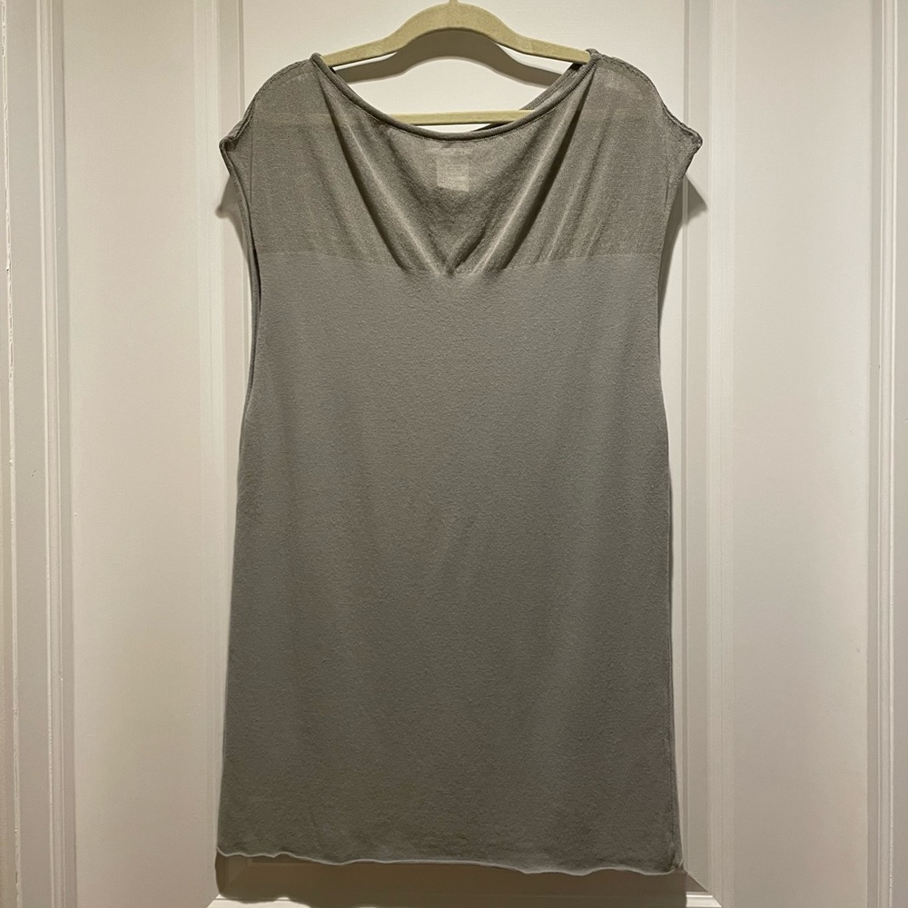 Sarah Pacini grey cap sleeve sweater